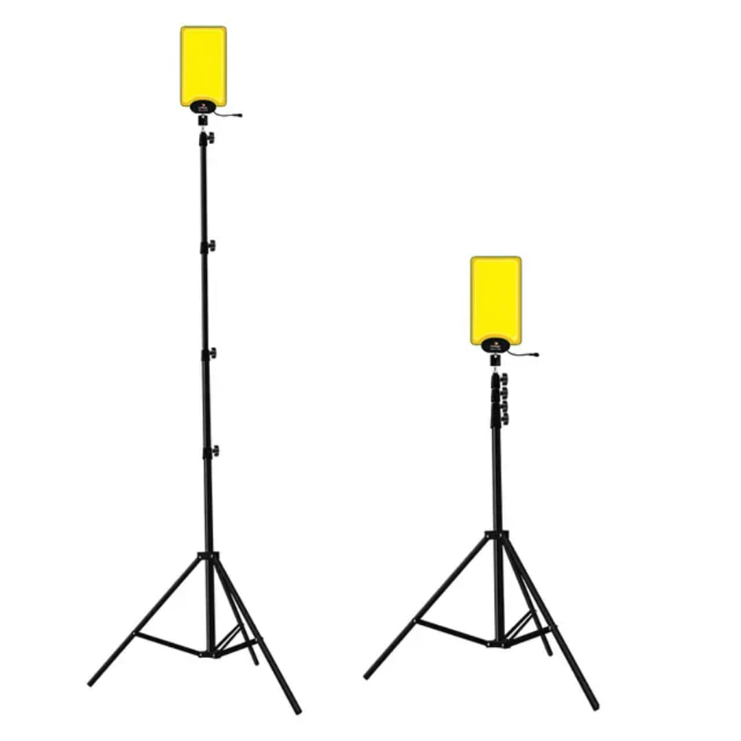 Trepied cu proiector LED cob 100w exterior Inaltime maxima 2,3m Alimentare 12v Ideal pt pescuit,camping,casa Cablu 3m lungime cu intrerupator Raza iluminare 30m
