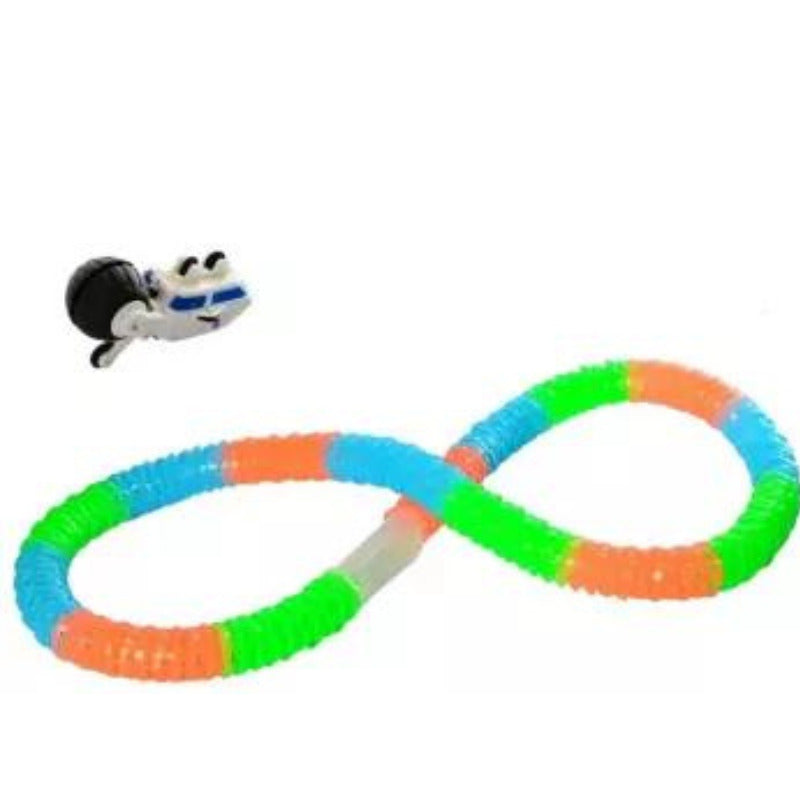 Set masinuta cu pista luminoasa 243 piese q-wj668